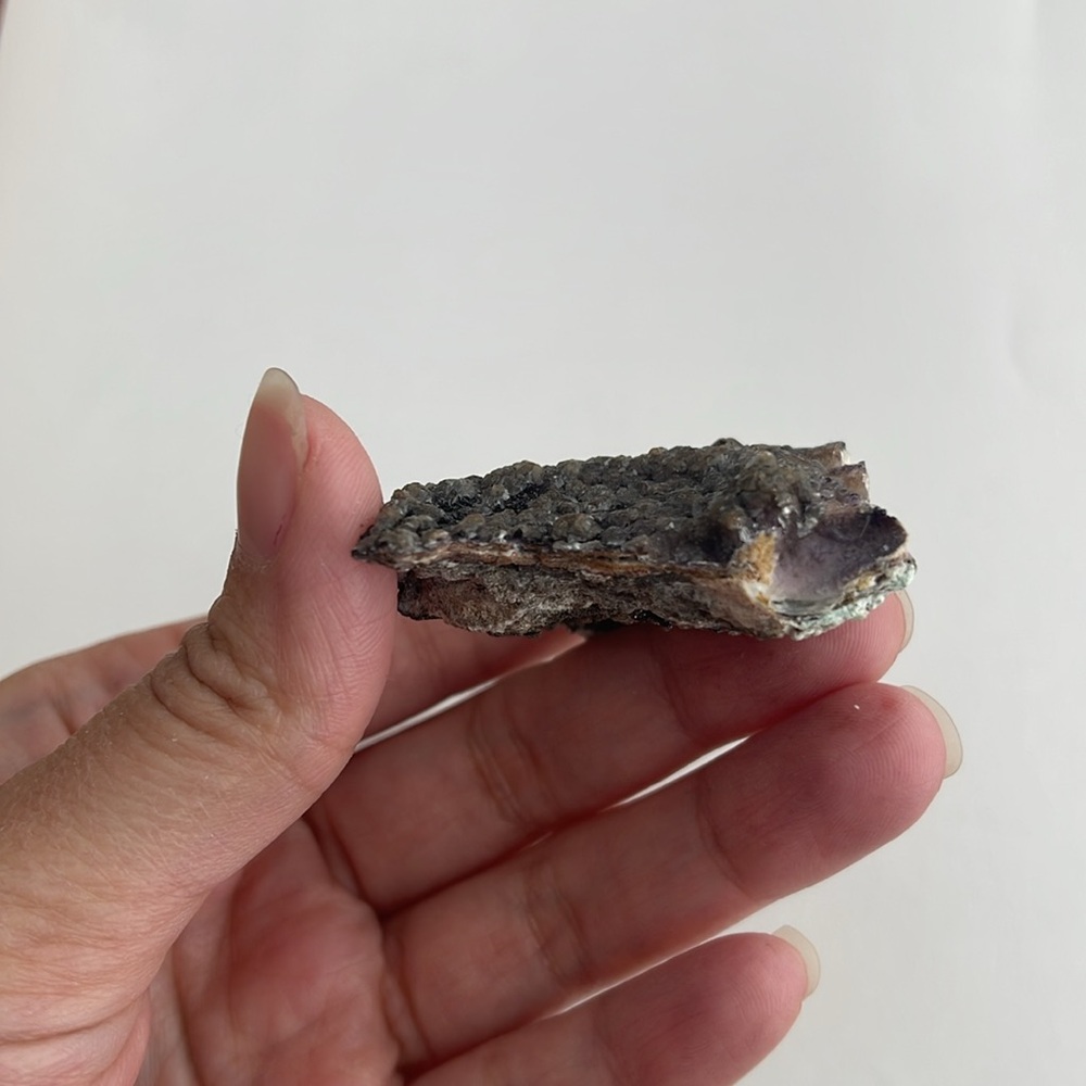 Fluorite and selenite crystal cluster - Picture 5 of 6